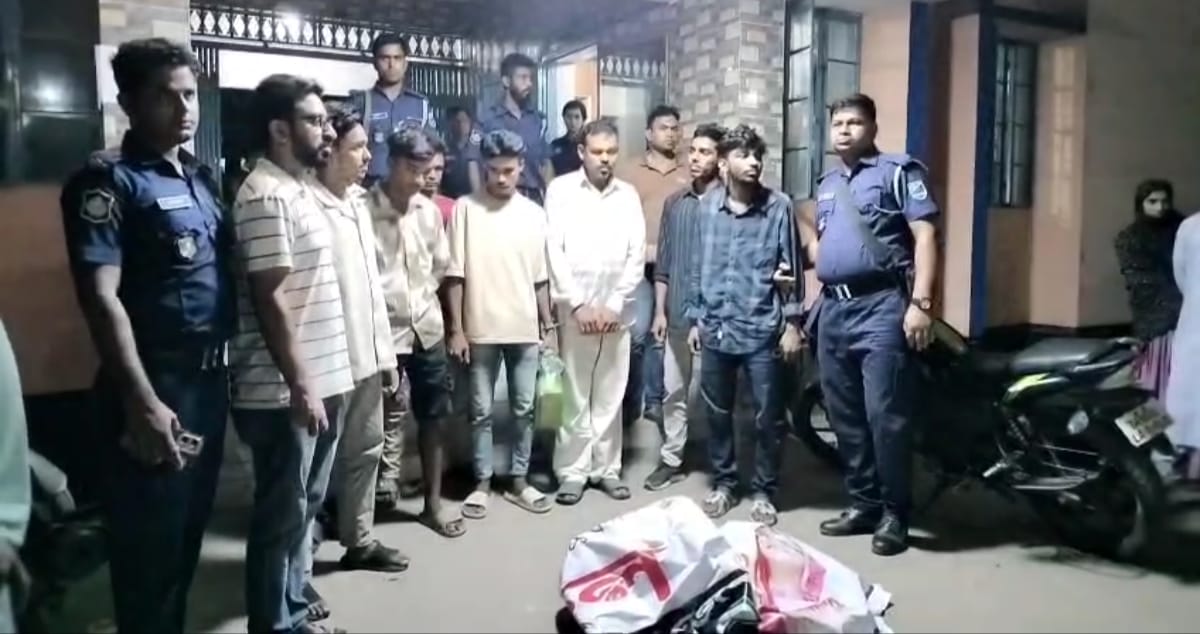 ফরিদপুরে আ.লীগের মিছিলের প্রস্তুতি, ব্যানারসহ গ্রেফতার ৮