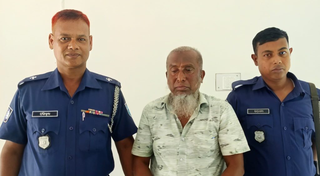 শেখ হাসিনাতেই আস্থা লিফলেট বিতরণ মামলায় সদরপুরে দুই আ’লীগ নেতা গ্রেপ্তার