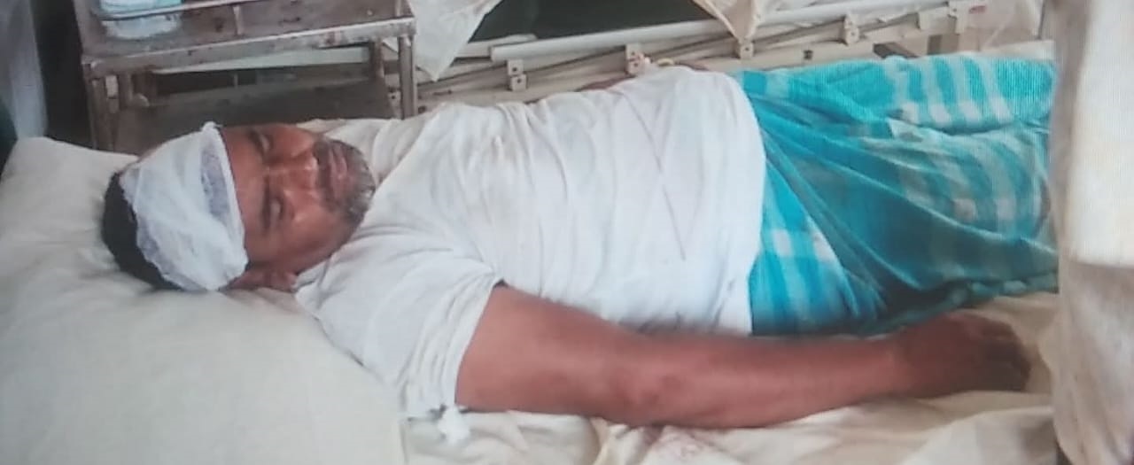 বোয়ালমারীতে বিদ্যুৎ সংযোগ বিচ্ছিন্ন করতে গিয়ে দুইপক্ষের মারামারি, আহত-৬