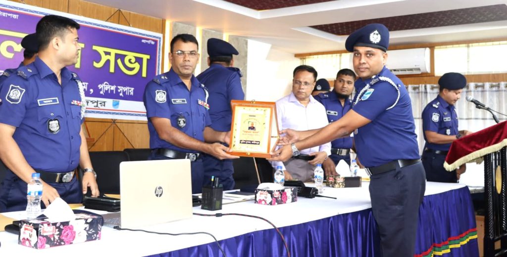 ফরিদপুর জেলার শ্রেষ্ঠ ওসি মাহামুদুল হাসান