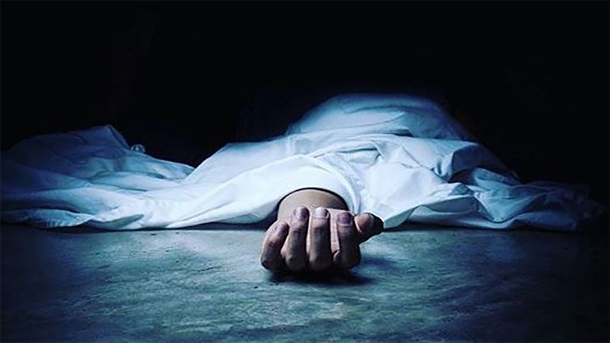 ভাঙ্গায় ঘরের আড়ার সঙ্গে ঝুলছিল গৃহবধূর মরদেহ