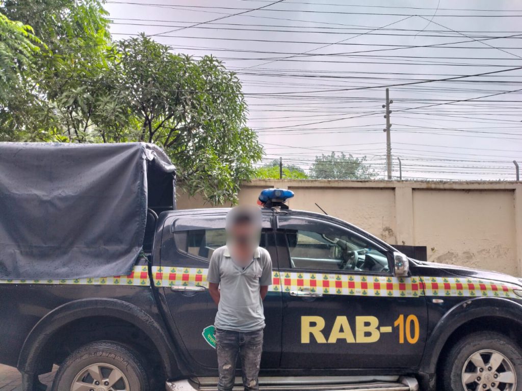 ভাঙ্গায় ১৪ কেজি গাঁজাসহ যুবক গ্রেপ্তার