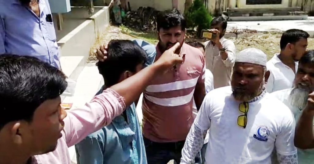 নগরকান্দায় ছাত্র অধিকার পরিষদের সভাপতি-সম্পাদকের ওপর ছাত্রলীগের হামলা