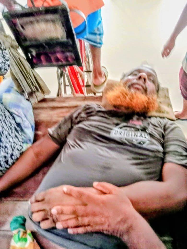 ফরিদপুরে মহাসড়কে গাছ ফেলে অবরোধ, এক আন্দোলনকারীর মৃত্যু