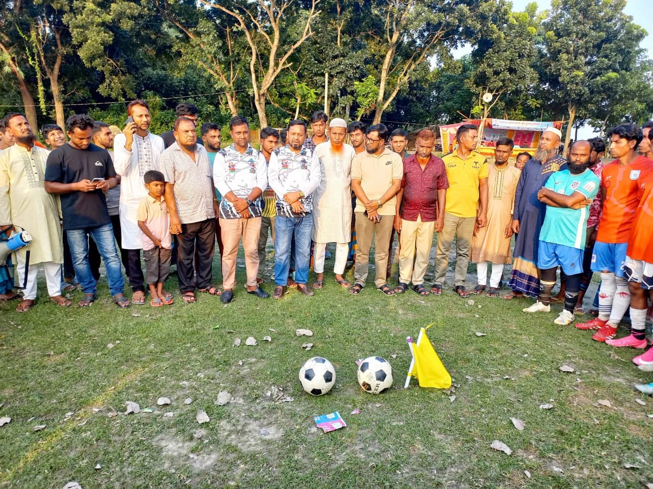 সালথায় আরাফাত রহমান কোকো স্মৃতি ফুটবল টুর্নামেন্টের উদ্বোধন