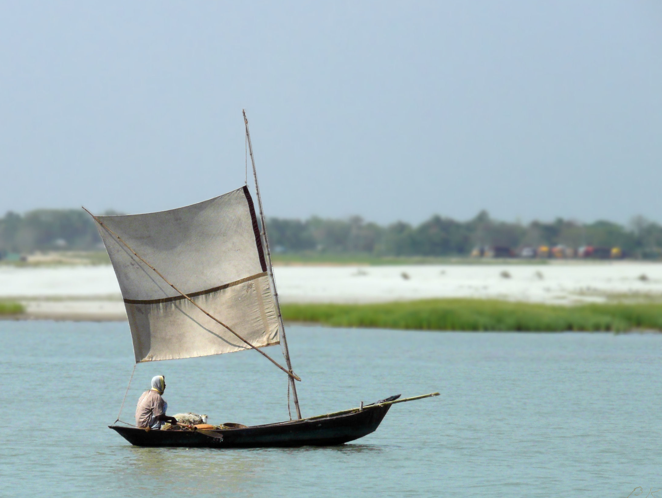 ফরিদপুরের পদ্মা নদীতে ভাসছিল শিশুর লাশ