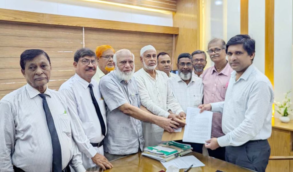 অবিলম্বে ফরিদপুর বিভাগ বাস্তবায়নের দাবিতে স্মারকলিপি প্রদান