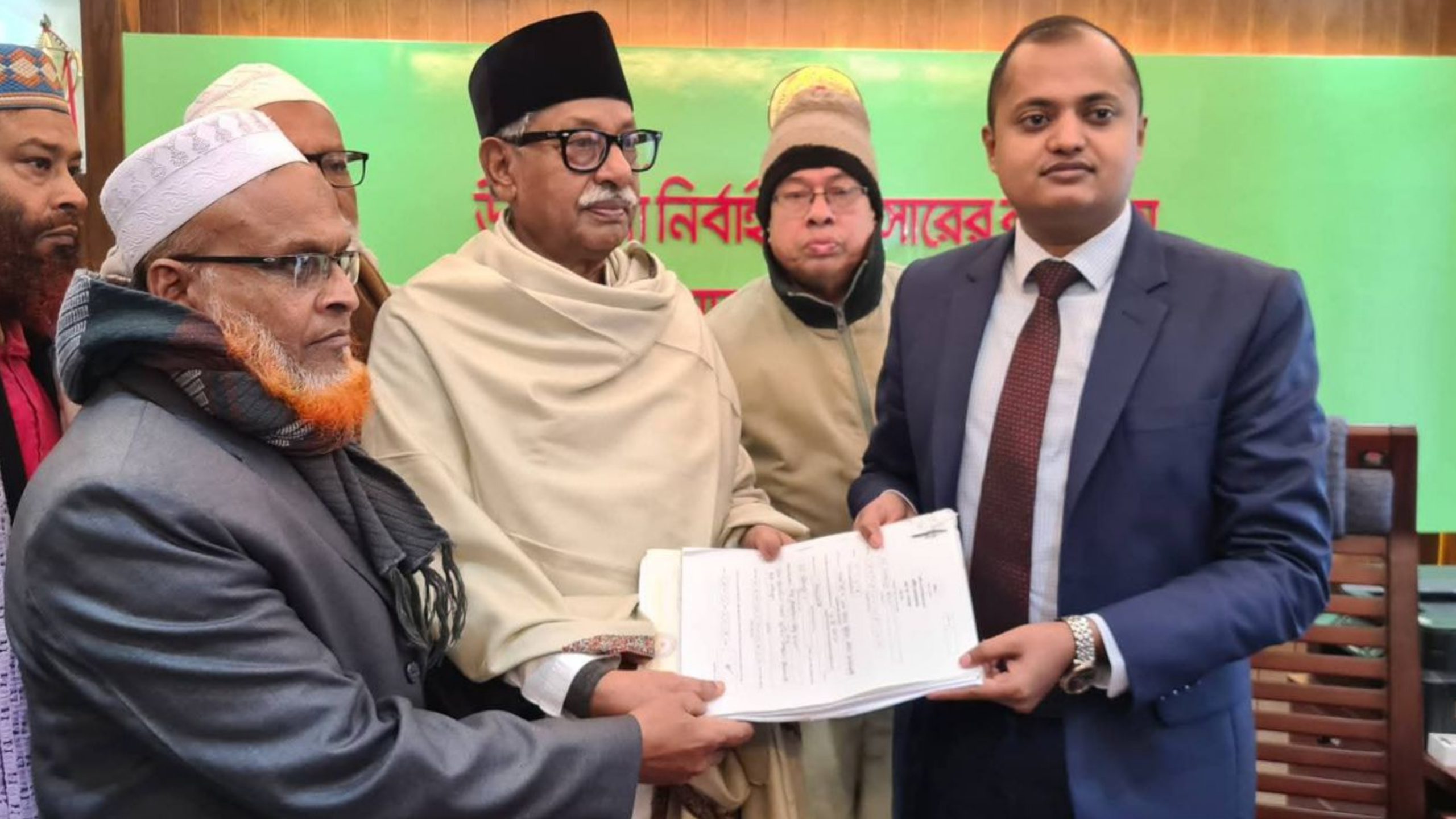 বারবার দল বদল, বয়স সীমা: ফরিদপুর-১ আসনে শাহ জাফরের চ্যালেঞ্জ