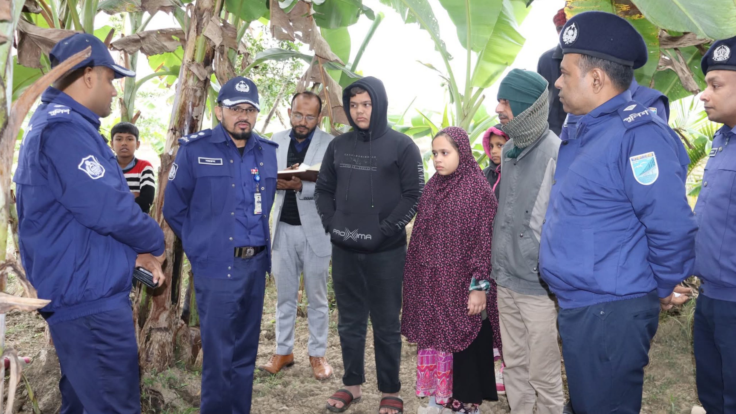 টিপু হত্যা মামলার ঘটনাস্থল পরিদর্শনে ফরিদপুরের এসপি নজরুল ইসলাম