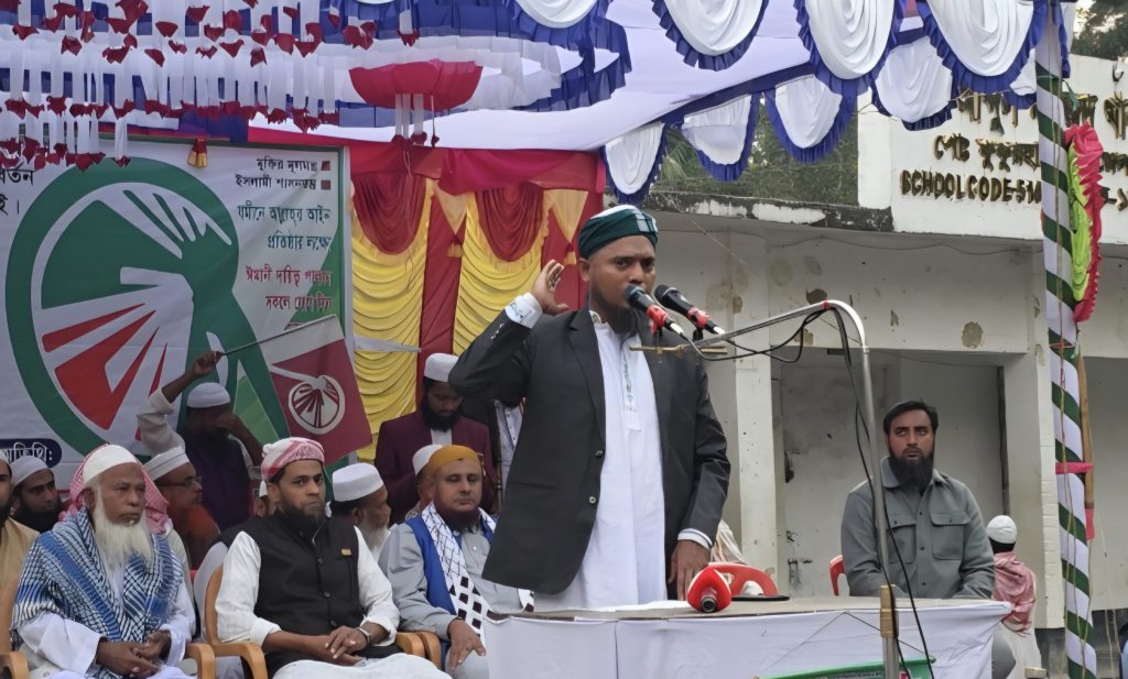 ‘একটি দল ভোট ডাকাতির চেষ্টা করে ক্ষমতায় যেতে চাইছে’  –      ইছাহাক চোকদার