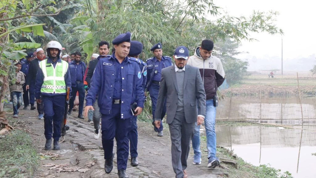 হত্যাকাণ্ডের রহস্য উদঘাটনে মাঠে ফরিদপুরের পুলিশ সুপার