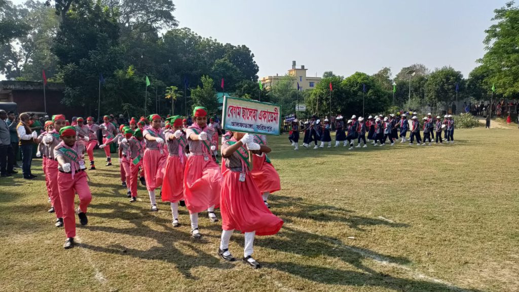 ফরিদপুরের আলফাডাঙ্গার পরিত্যক্ত জমি এখন দৃষ্টিনন্দন খেলার মাঠ