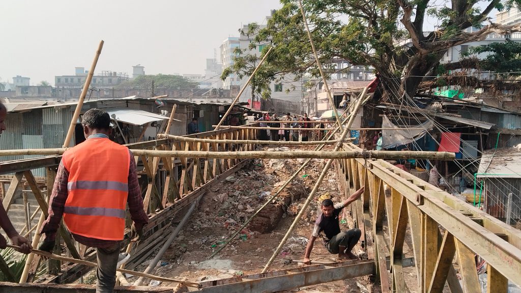 ৮০ বছরেও পাকা সেতু নেই, বেইলি জোড়াতালিতে বন্দি ফরিদপুর