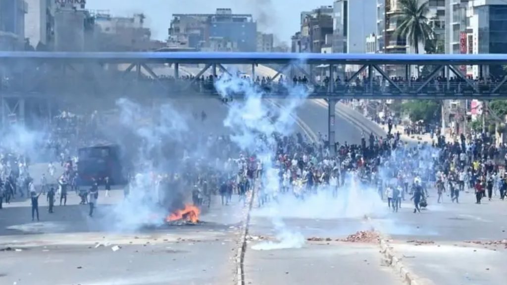 জুলাই গণঅভ্যুত্থানকারীদের আইনি ছাতা, ভবিষ্যতের পথে কী বার্তা?