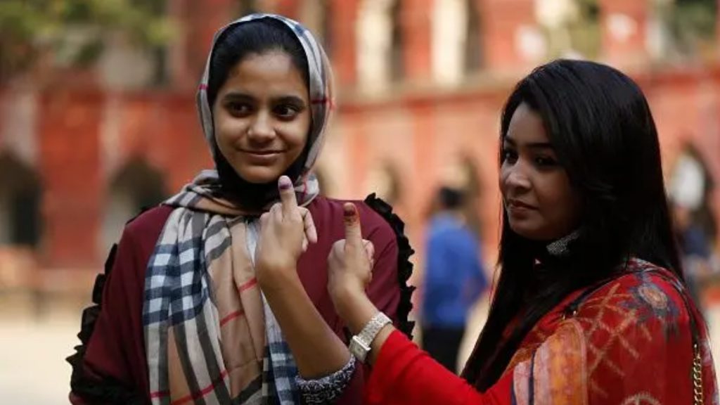 তরুণ ভোট টানতে কোন বাক্সে নজর, কী কৌশল বিএনপি-জামায়াতের?