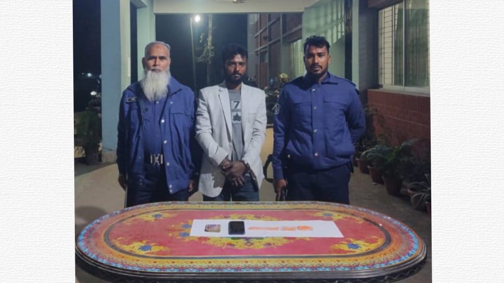 ভাঙ্গার নূরপুরে গভীর রাতে যৌথবাহিনীর অভিযান, ইয়াবাসহ মাদক কারবারি গ্রেপ্তার