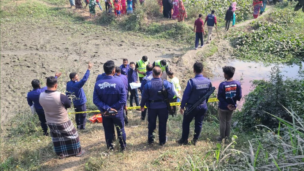 নগরকান্দায় ব্রিজের নিচে পড়েছিল হাত-পা বাঁধা ও গলাকাটা অজ্ঞাত যুবকের মরদেহ