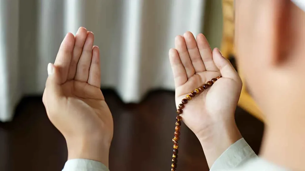 যে ৫ ব্যক্তির দোয়া কখনোই কবুল হয় না