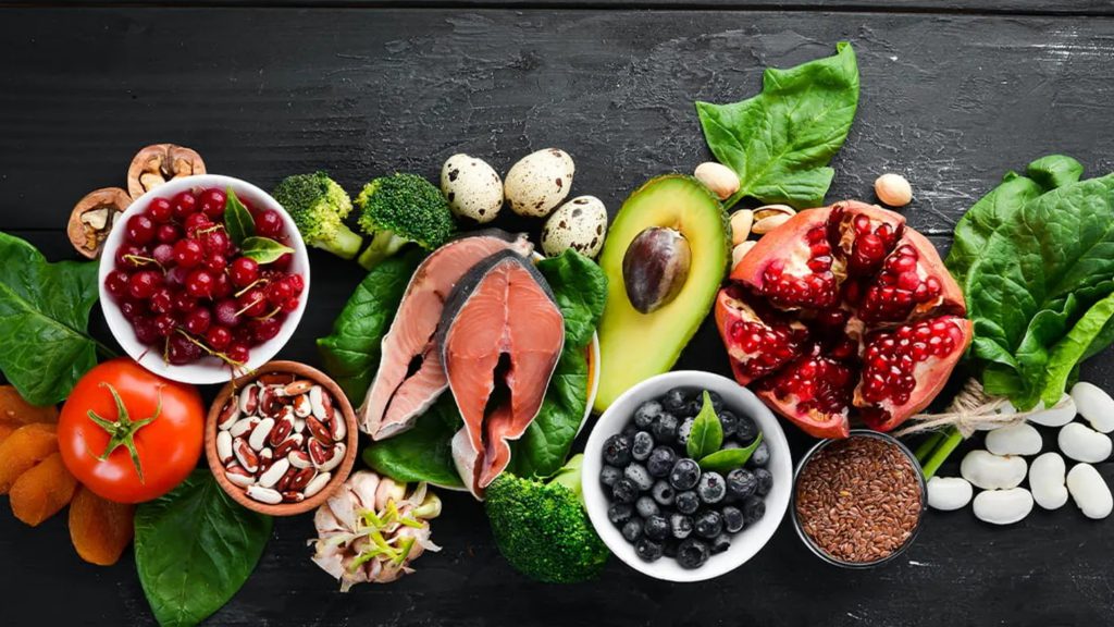 ৩০ পেরোলেই কেন বদলানো দরকার খাদ্যাভ্যাস? জানাচ্ছেন বিশেষজ্ঞরা