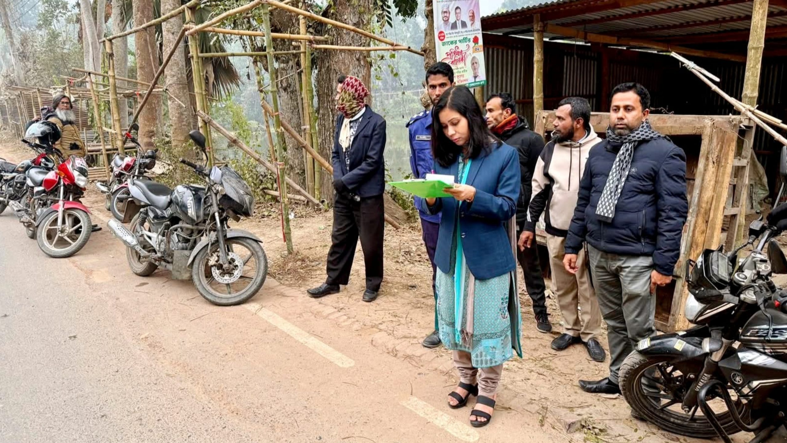 সড়কে শৃঙ্খলা ফেরাতে সদরপুরে অভিযান, ৫ মোটরসাইকেল চালককে জরিমানা
