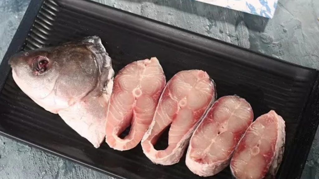 রুই মাছ কি সত্যিই হৃদরোগের ঝুঁকি কমায়? জানাচ্ছে গবেষণা