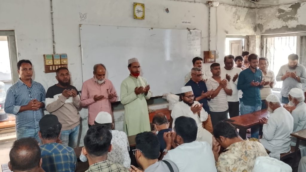 বিএনপি সরকার গঠনে ফরিদপুরে দোয়া মাহফিল, উন্নয়নের প্রত্যাশায় মুখর নেতাকর্মীরা