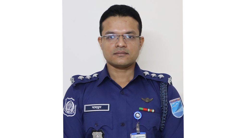 ফরিদপুর জেলার শ্রেষ্ঠ সার্কেল অফিসার মাহমুদুল হাসান