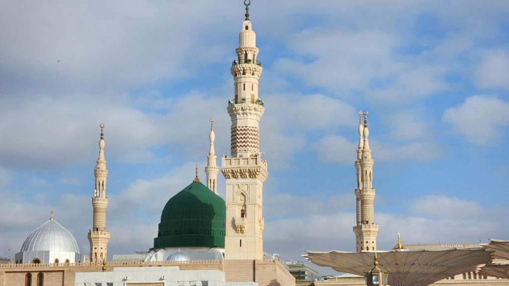 ঈদের নামাজ মসজিদে নাকি ঈদগাহে—কোথায় পড়া উত্তম?