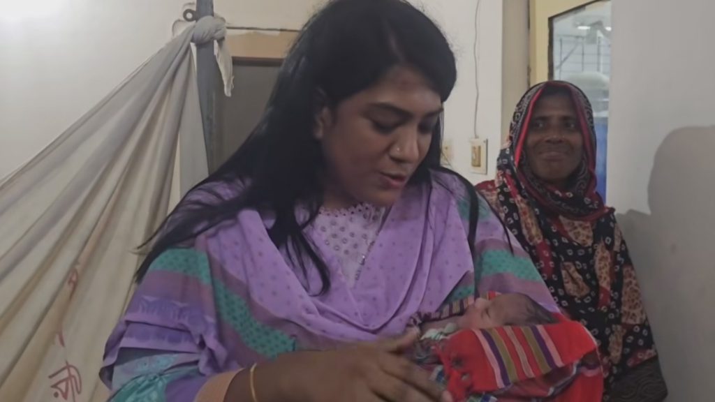 ফরিদপুরে মানসিক ভারসাম্যহীন নারীর কোলজুড়ে কন্যাসন্তান, মিলেনি বাবার পরিচয়