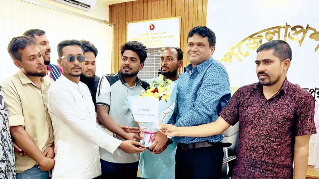 আলফাডাঙ্গায় নবাগত ইউএনও’র সাথে ছাত্রদলের শুভেচ্ছা বিনিময়