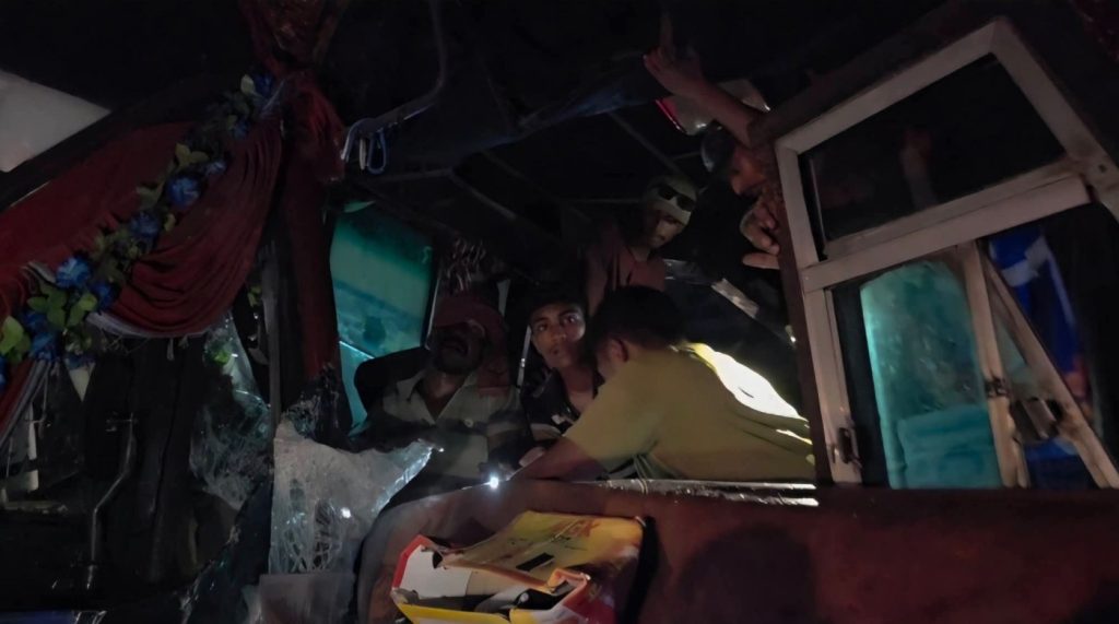 ভাঙ্গায় পৃথক সড়ক দুর্ঘটনায় সাংবাদিকসহ আহত ১৬