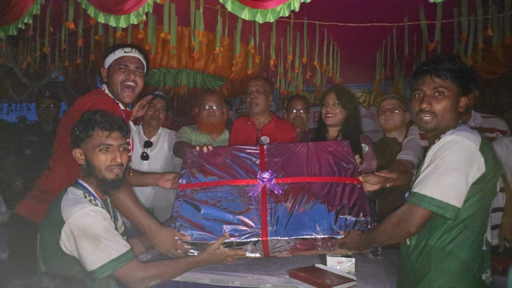 ফরিদপুরে শামিম খান স্মৃতি ফুটবল টুর্নামেন্টের ফাইনাল অনুষ্ঠিত, গজগাহ চ্যাম্পিয়ন