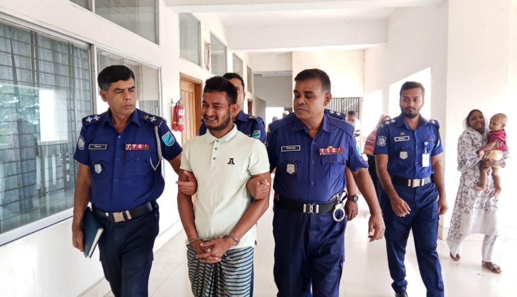 ফরিদপুরে স্কুলছাত্রীকে ধর্ষণের দায়ে যুবকের মৃত্যুদণ্ড